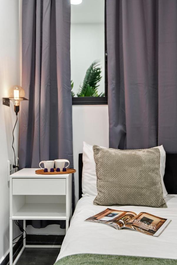 Renovated Apt On Frishman Beach With Bomb Shelter M8 Тель-Авив Экстерьер фото